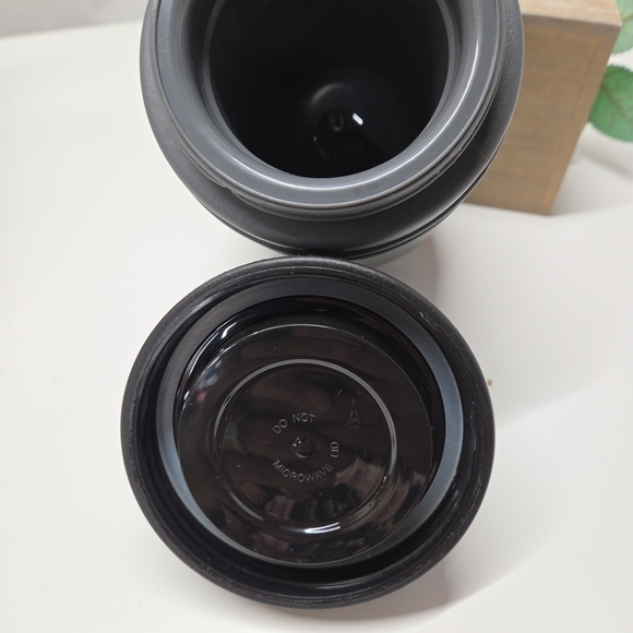 Stanley Charcoal Travel Mug - Picture 6 of 6